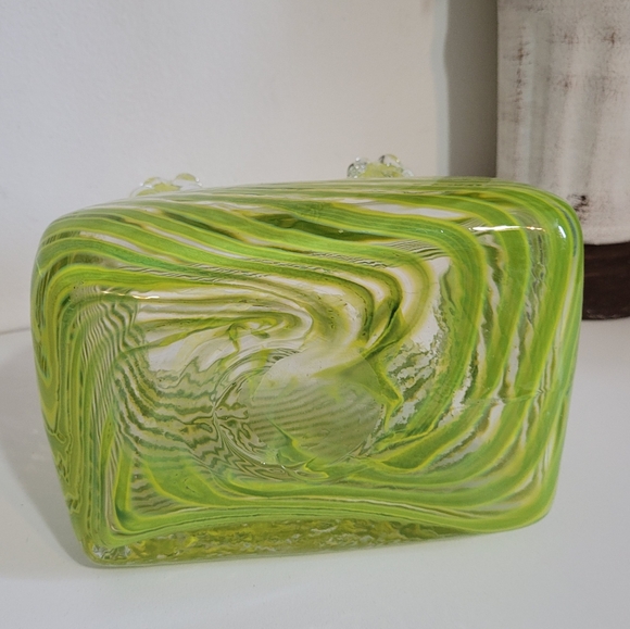 Vintage Lime Green Yellow Striped Swirls Art Glass Purse - Picture 6 of 9